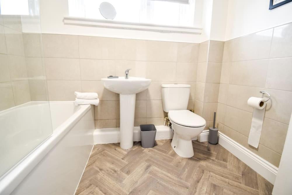 Woodcock House 3 Bedrooms Workstays Uk Lackenby Εξωτερικό φωτογραφία